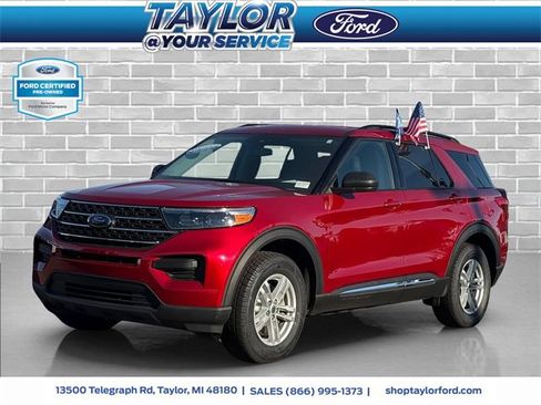 Certified 2023 Ford Explorer XLT w/ Class IV Trailer Tow Package image 1