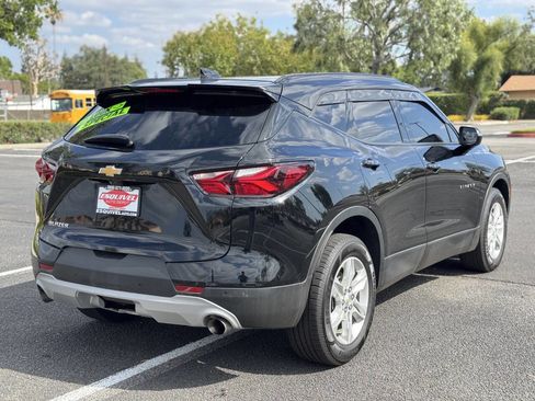 Used 2021 Chevrolet Blazer LT w/ Sound & Technology Package FWD image 3