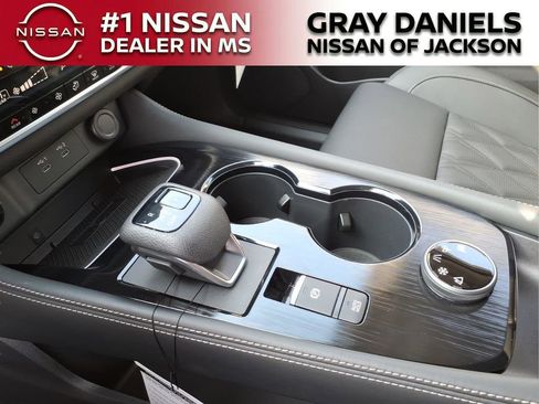 New 2026 Nissan Rogue Platinum image 20