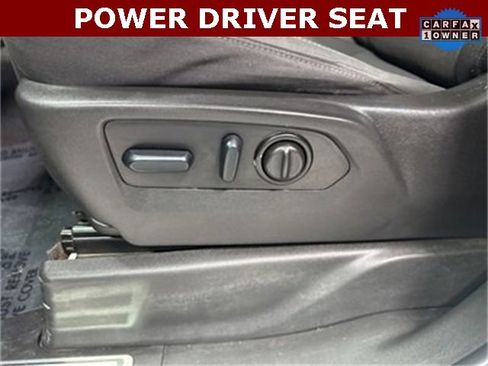 Used 2022 Chevrolet Silverado 2500 LT w/ Convenience Package image 4