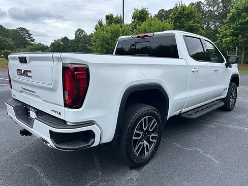Used 2025 GMC Sierra 1500 AT4 w/ AT4 Premium Package AWD/4WD image 28