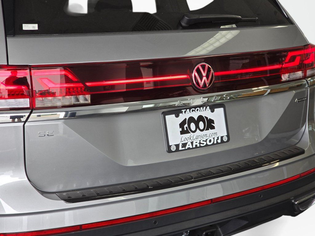 New 2026 Volkswagen Atlas SE AWD/4WD image 13