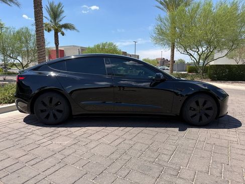 Used 2024 Tesla Model 3 RWD image 2
