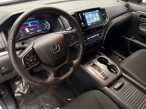 Used 2021 Honda Passport Sport image 7