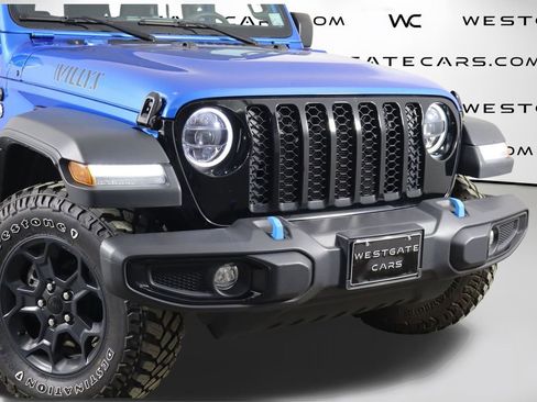 Used 2023 Jeep Wrangler Unlimited w/ Cold Weather Group AWD/4WD image 45