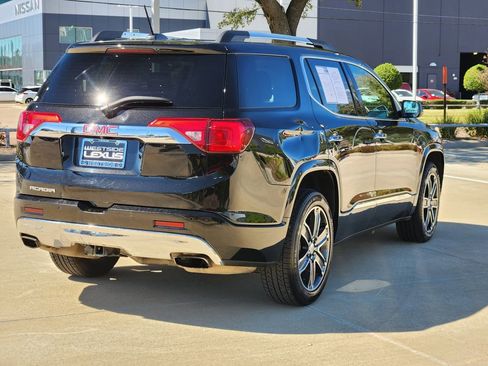 Used 2017 GMC Acadia Denali image 7