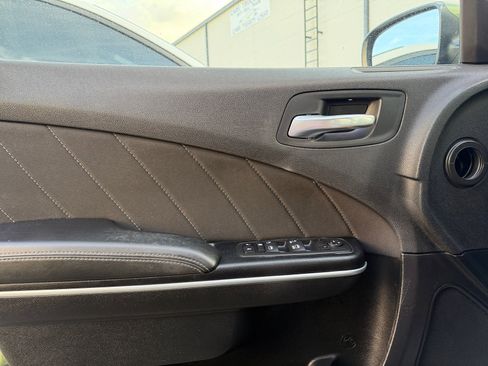 Used 2022 Dodge Charger SXT image 22