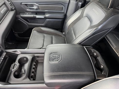 Used 2024 RAM 1500 Laramie image 14