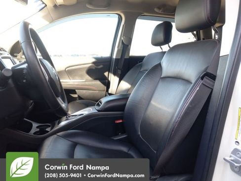 Used 2018 Dodge Journey GT w/ Driver Convenience Group image 24