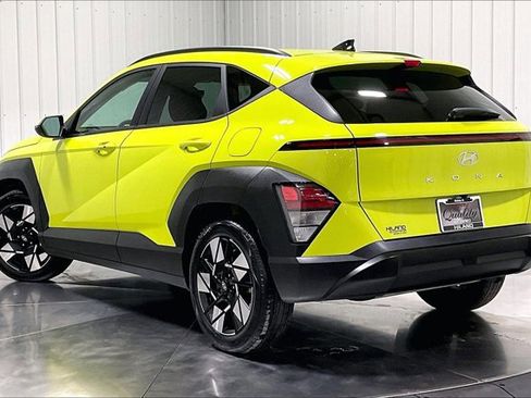 Used 2025 Hyundai Kona SEL image 12