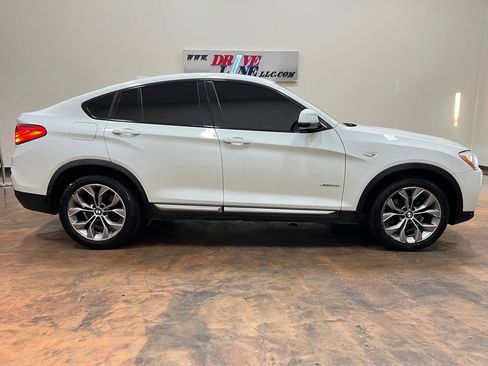 Used 2018 BMW X4 xDrive28i image 10