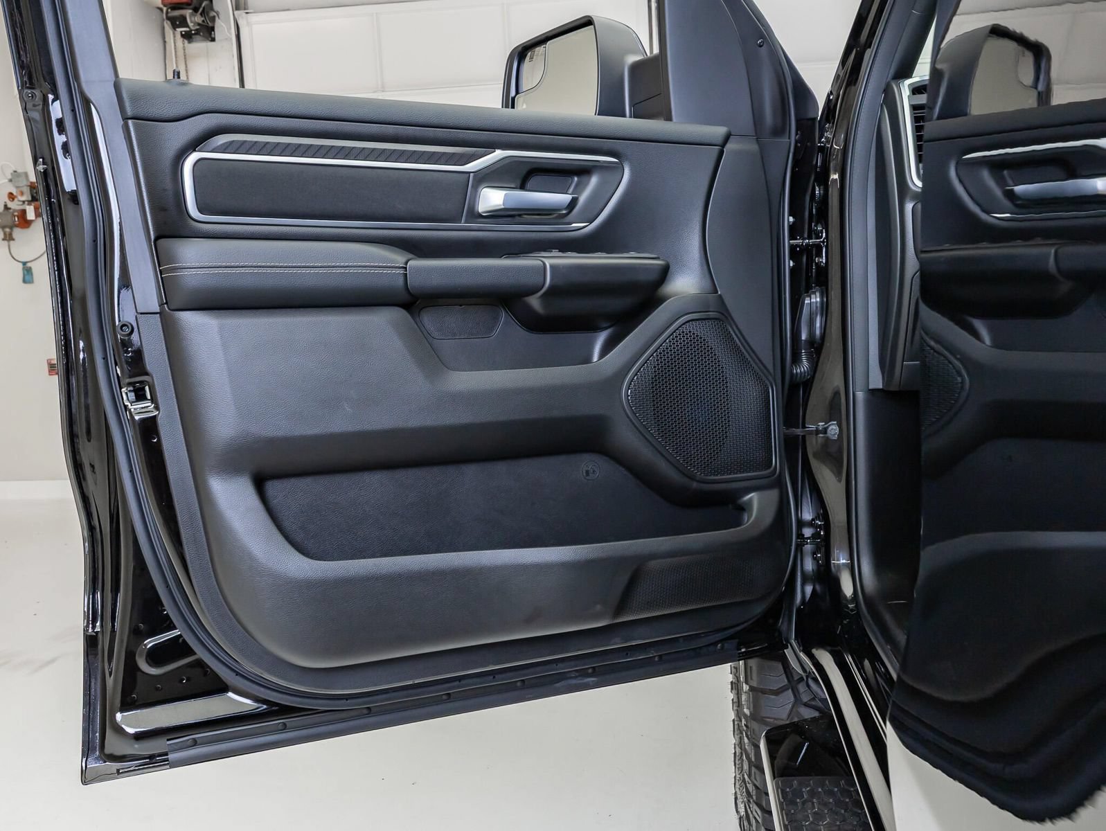 Used 2026 RAM 1500 Lone Star AWD/4WD image 36