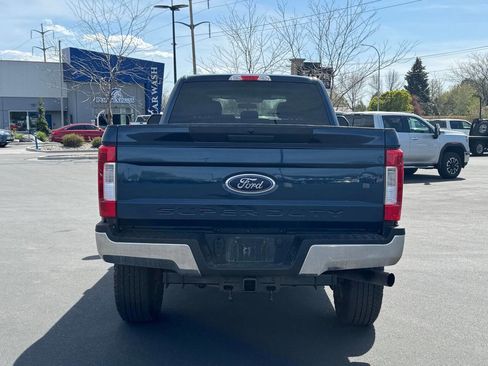 Used 2019 Ford F250 4x4 Crew Cab Super Duty image 6