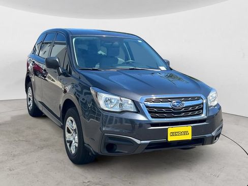 Used 2018 Subaru Forester 2.5i AWD/4WD image 7