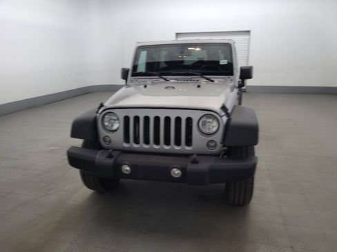 Used 2018 Jeep Wrangler Unlimited Sport S image 15