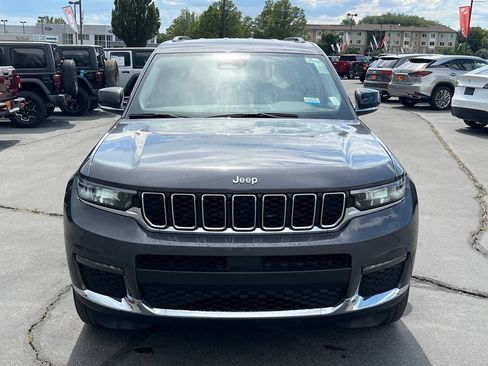 Used 2023 Jeep Grand Cherokee L Limited AWD/4WD image 4