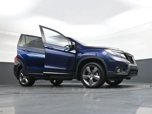 Used 2019 Honda Passport Touring image 40