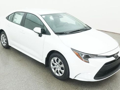 New 2026 Toyota Corolla LE image 3