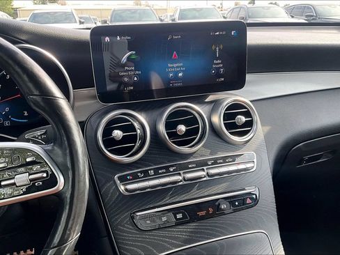 Used 2021 Mercedes-Benz GLC 300 4MATIC w/ AMG Line image 8