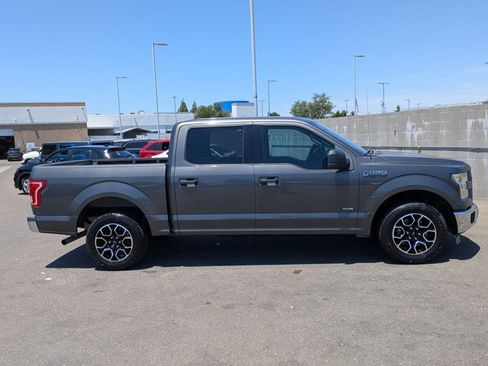 Used 2015 Ford F150 XLT RWD image 4