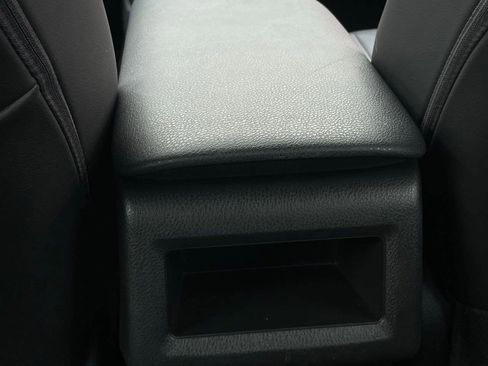 Used 2024 Toyota Camry SE image 23