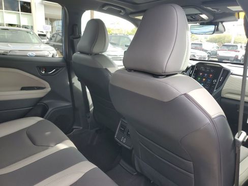 Used 2025 Subaru Forester Limited image 24