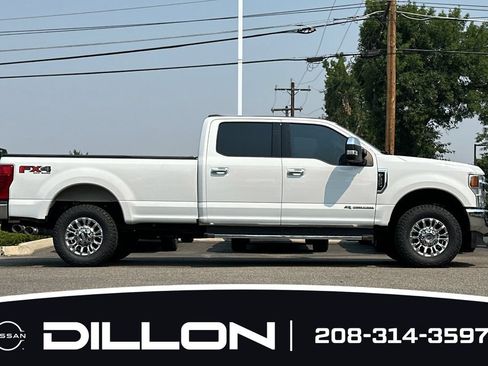 Used 2022 Ford F350 Lariat w/ Chrome Package AWD/4WD image 3