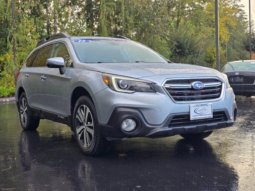 Used 2018 Subaru Outback 2.5i Limited AWD/4WD image 3