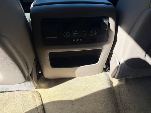 Used 2016 GMC Yukon SLT w/ Open Road Package RWD image 26