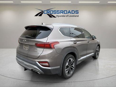 Used 2019 Hyundai Santa Fe AWD image 2