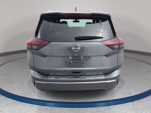 Certified 2024 Nissan Rogue SL FWD image 6