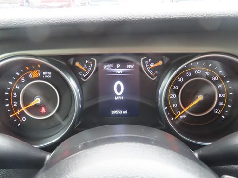 Used 2020 Jeep Wrangler Sport AWD/4WD image 26