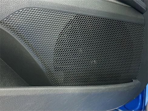 Used 2018 Toyota Camry SE image 13