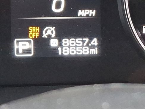 Used 2024 Subaru Outback Premium image 19