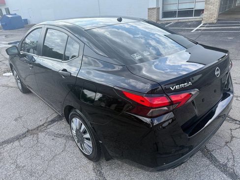 Used 2024 Nissan Versa S w/ Trunk Package image 8