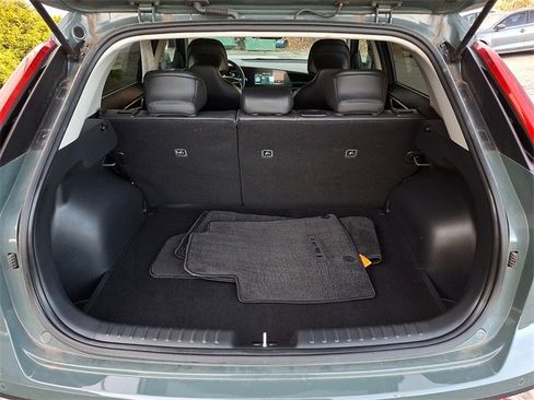 Certified 2023 Kia Niro EX image 30