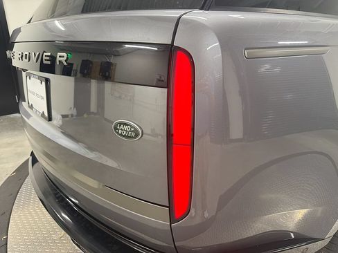 Used 2023 Land Rover Range Rover SE AWD/4WD image 33