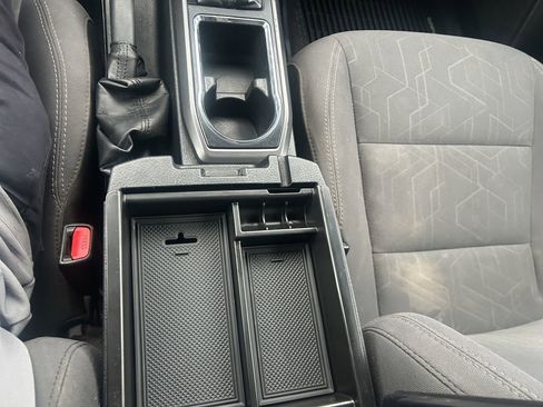 Used 2019 Toyota Tacoma TRD Off-Road image 22