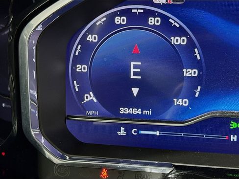 Used 2025 Chevrolet Silverado 1500 LT image 12