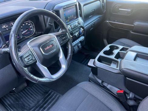 Used 2020 GMC Sierra 1500 SLE w/ SLE Value Package image 13