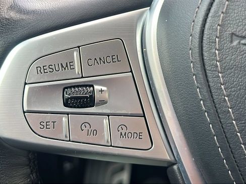 Used 2025 BMW X7 xDrive40i AWD/4WD image 21