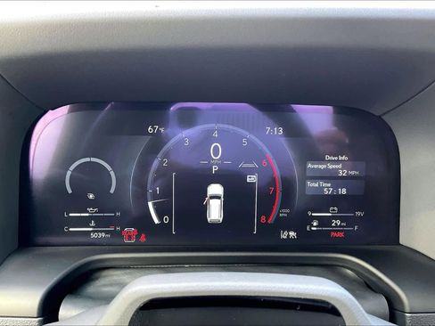 Used 2025 Lexus GX 550 image 23