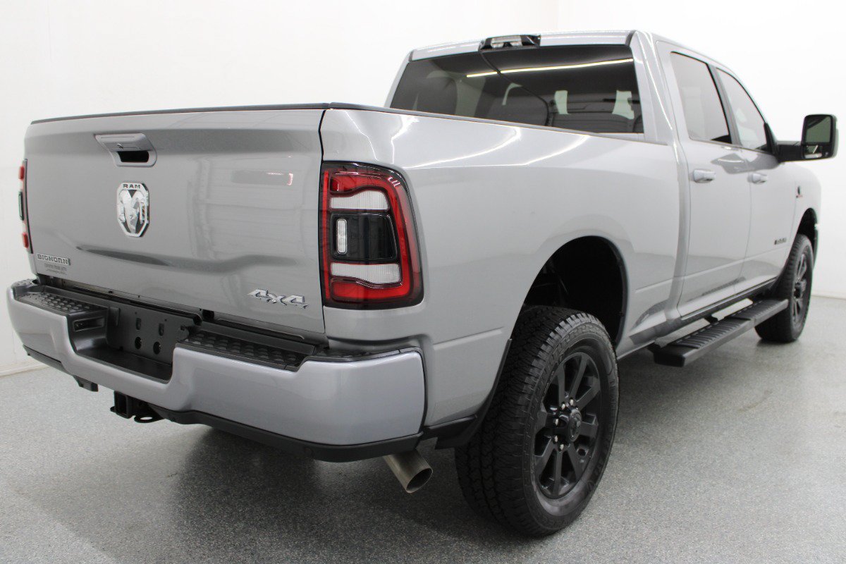 Used 2024 RAM 2500 Big Horn w/ Night Edition AWD/4WD image 5
