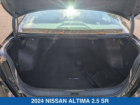 Used 2024 Nissan Altima 2.5 SR w/ SR Premium Package AWD/4WD image 34