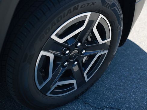New 2026 Jeep Cherokee Laredo AWD/4WD image 9