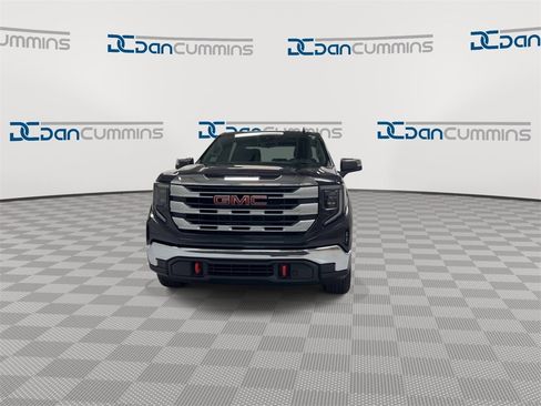 Certified 2025 GMC Sierra 1500 SLE w/ Max Trailering Package image 3