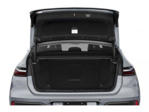 Used 2023 BMW 760i xDrive w/ Parking Assistance Package image 14