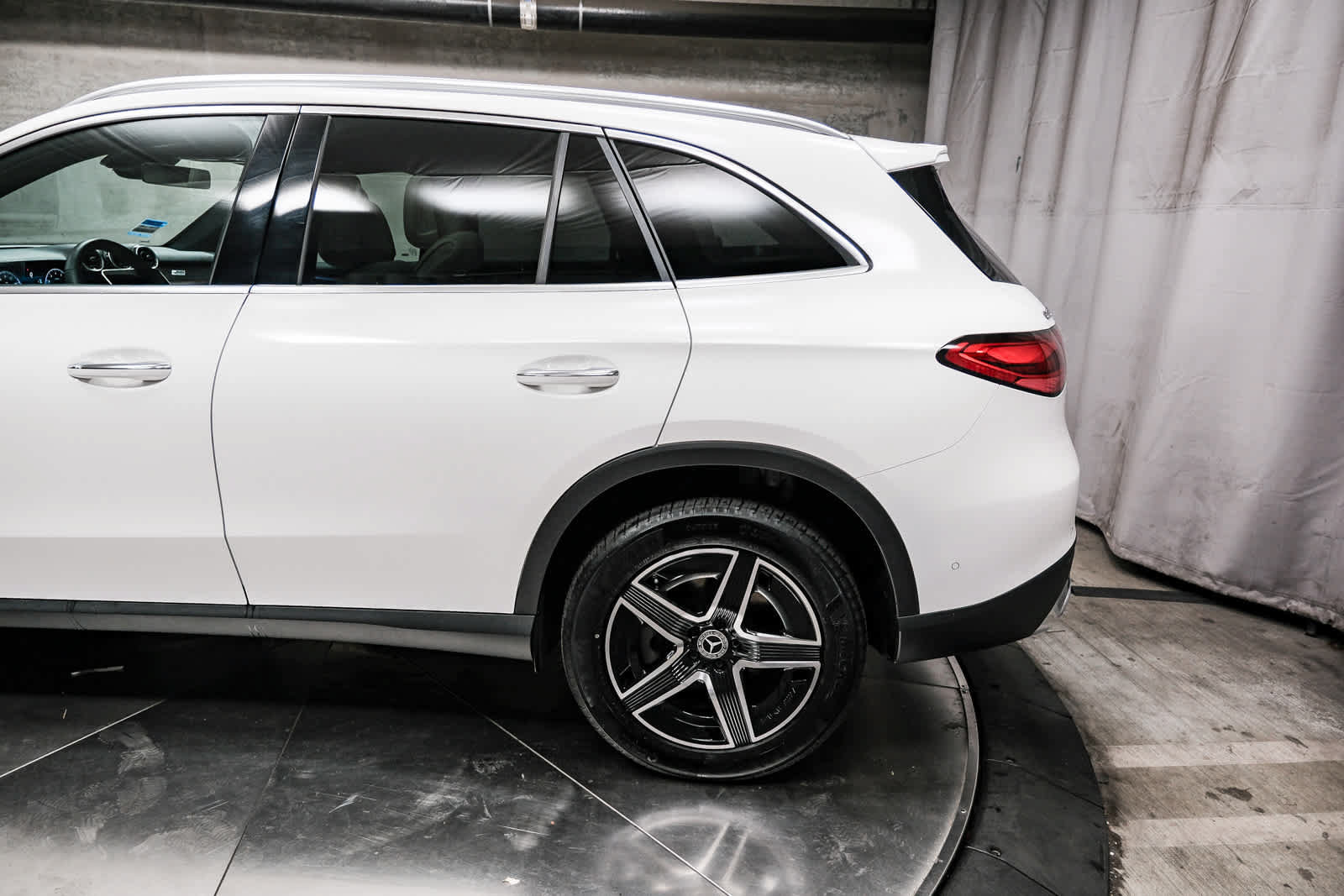 Certified 2026 Mercedes-Benz GLC 300 image 8