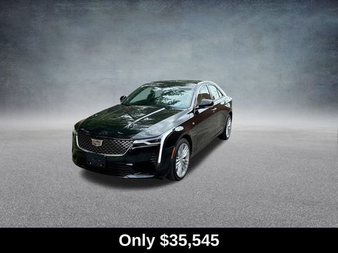 Used 2025 Cadillac CT4 Premium Luxury image 4