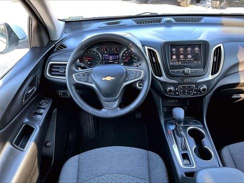 Used 2023 Chevrolet Equinox LT AWD/4WD image 12